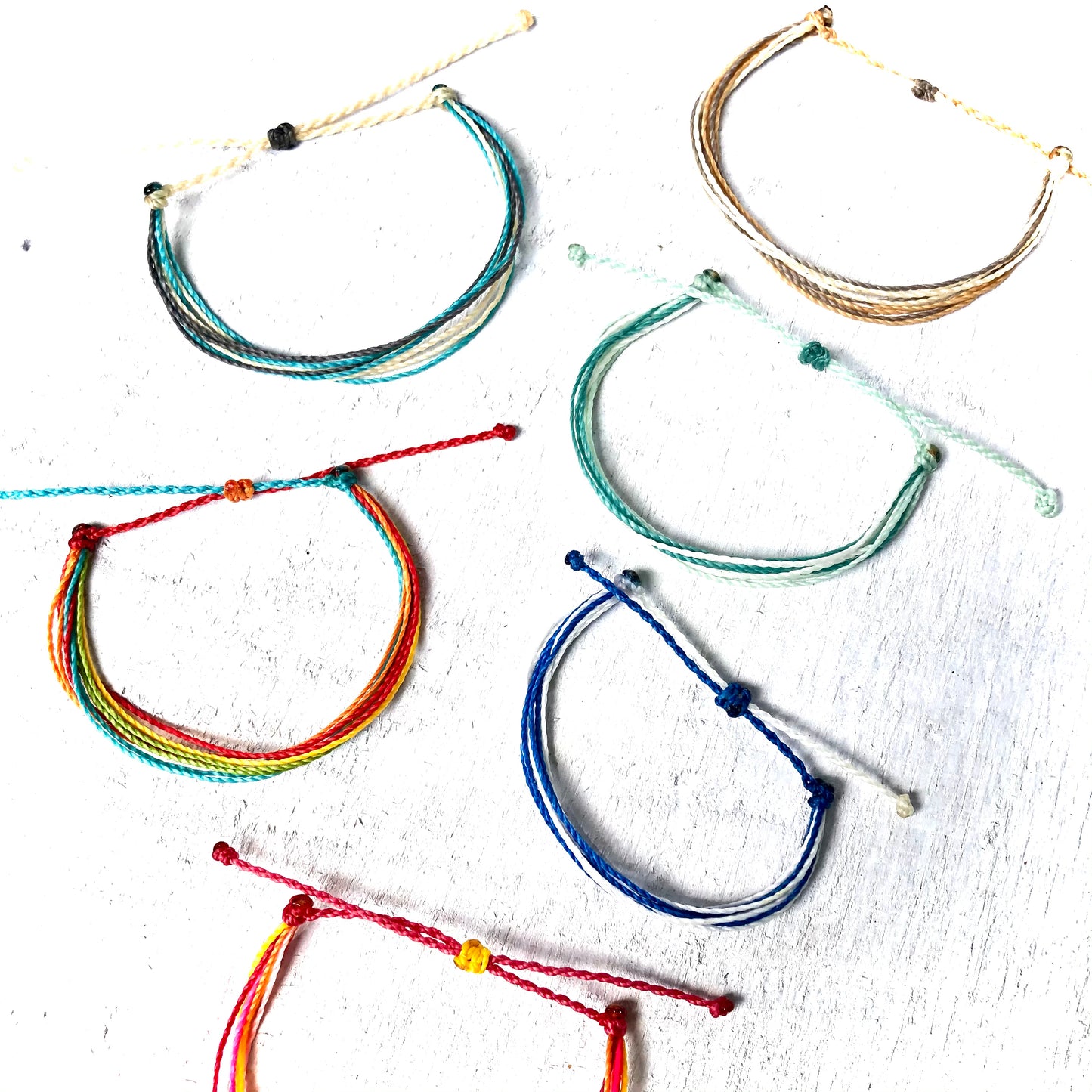 Multicolor String Surf Bracelet