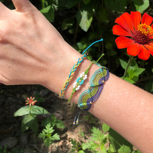 Daisy Macrame Bracelet Set