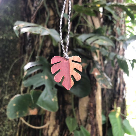 Monstera Leaf Macrame Necklace