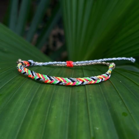 Tiny Fishtail Bracelet - Custom colors!