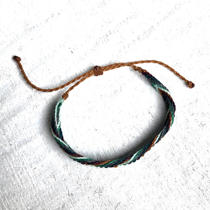 Knotted Fishtail Variegated Bracelet